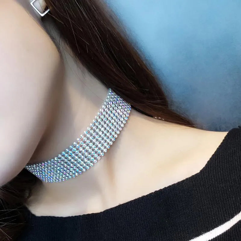 Glamour Gleam Crystal Choker