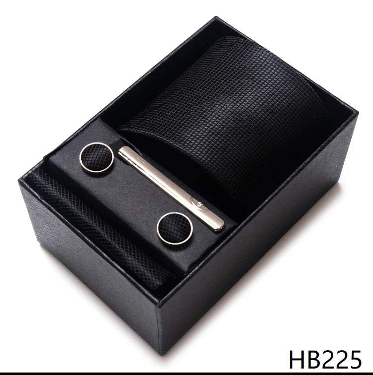 Classic Tie with Pocket Square and Cufflinks