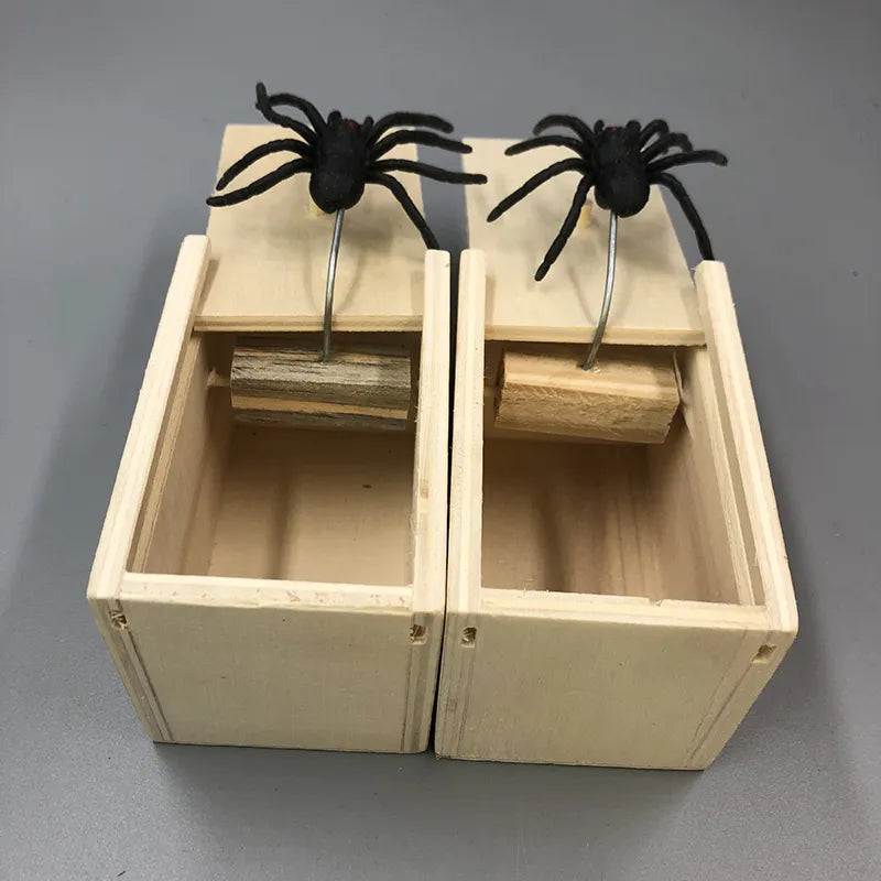 (🎁2023-Christmas Hot Sale🎁)Super Funny Crazy Prank Gift Box Spider 🎁Special gifts for friends/family!