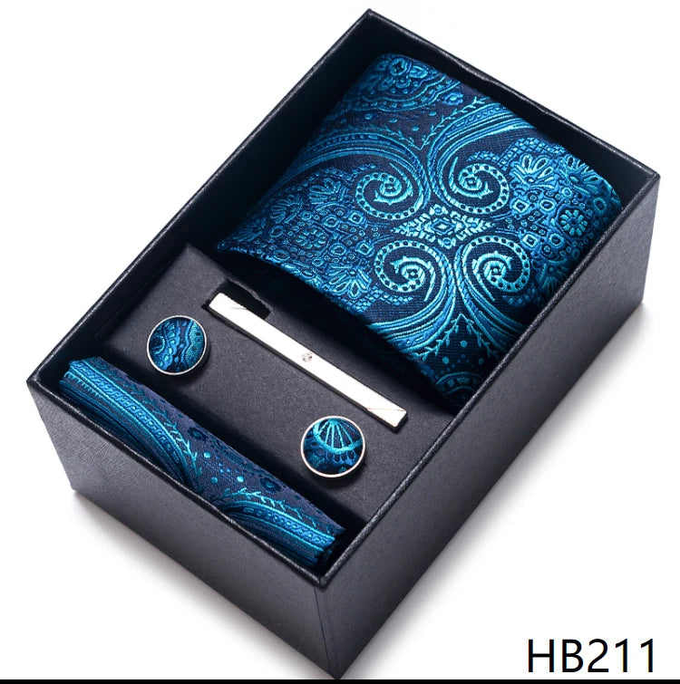 Classic Tie with Pocket Square and Cufflinks
