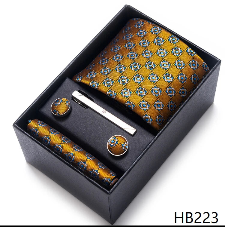Classic Tie with Pocket Square and Cufflinks